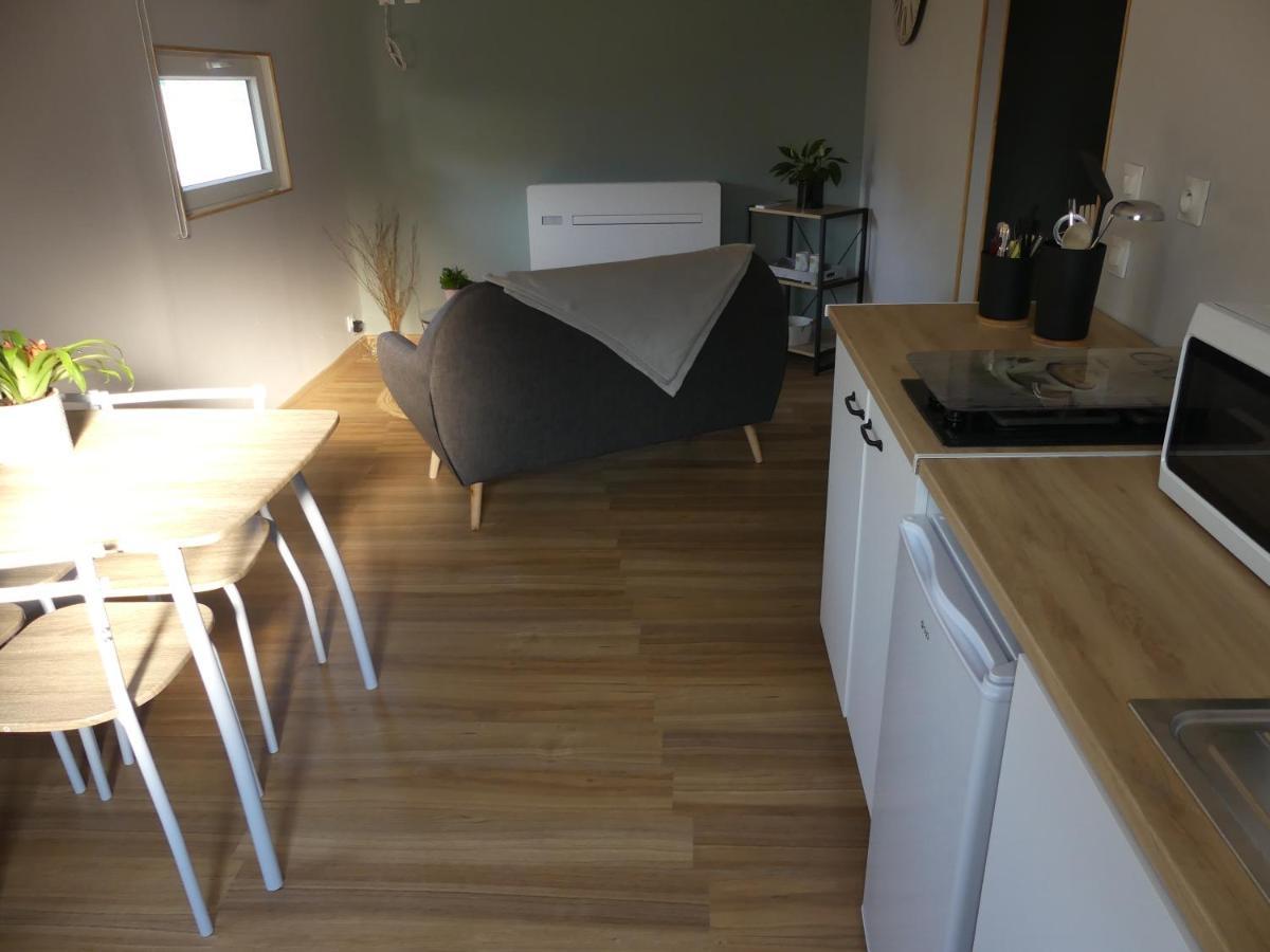 Charmant Studio 35M² Au Calme Proche Du Circuit Apartment Saint-Gervais en-Belin Exterior photo